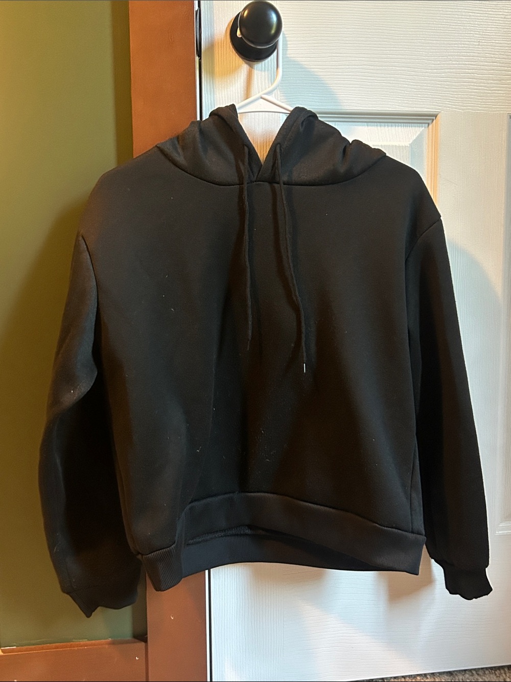 SHEIN Black Cropped Pullover Hoodie